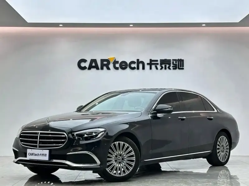 Mercedes-Benz E-Class, 2023 — фото 1