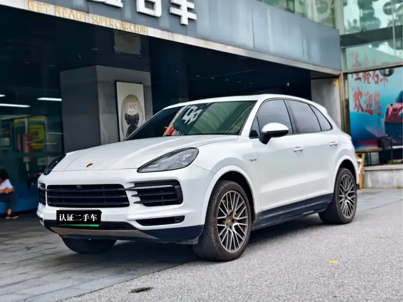 Porsche Cayenne Hybrid, 2022 — фото 1