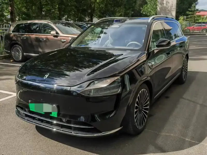 AITO M9, 2025