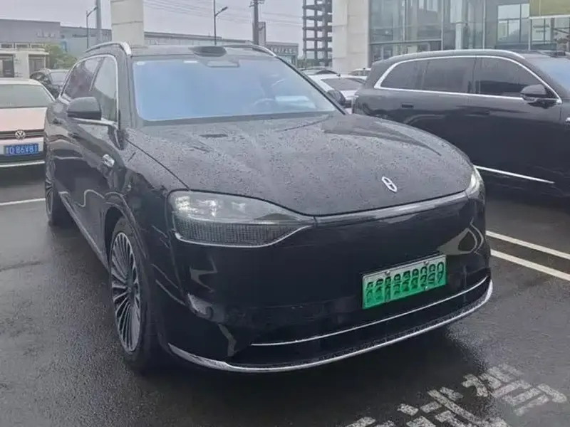 AITO M9, 2025