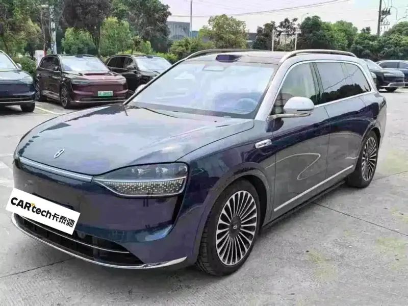 AITO M9, 2025