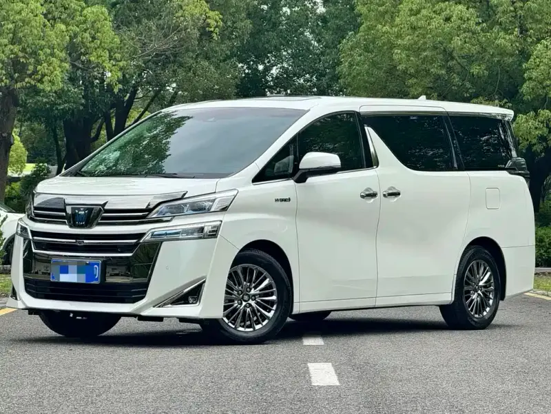 Toyota Vellfire, 2022 — фото 1