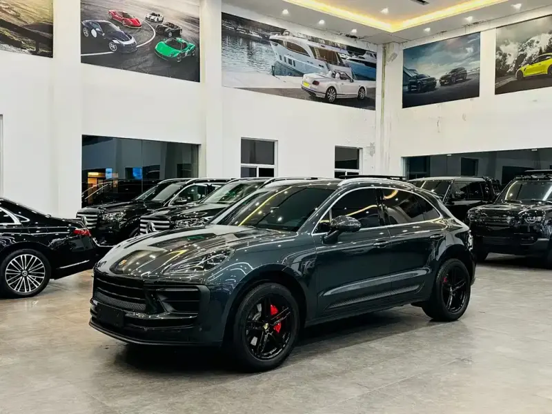 Porsche Macan, 2023 — фото 1