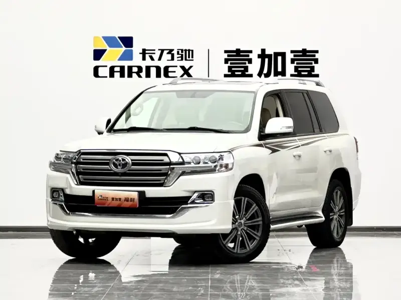 Toyota Land Cruiser, 2020 — фото 1