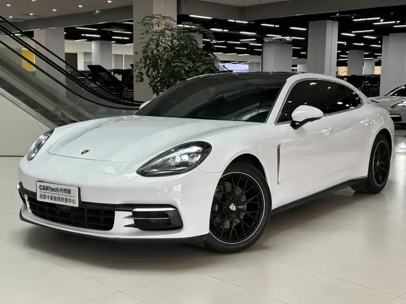 Porsche Panamera, 2020