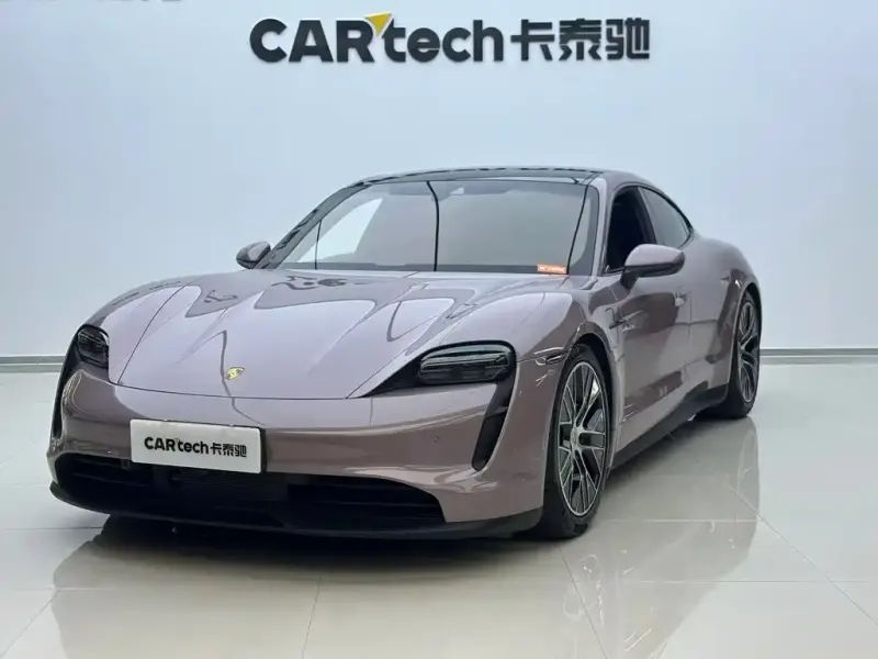 Porsche Taycan, 2023