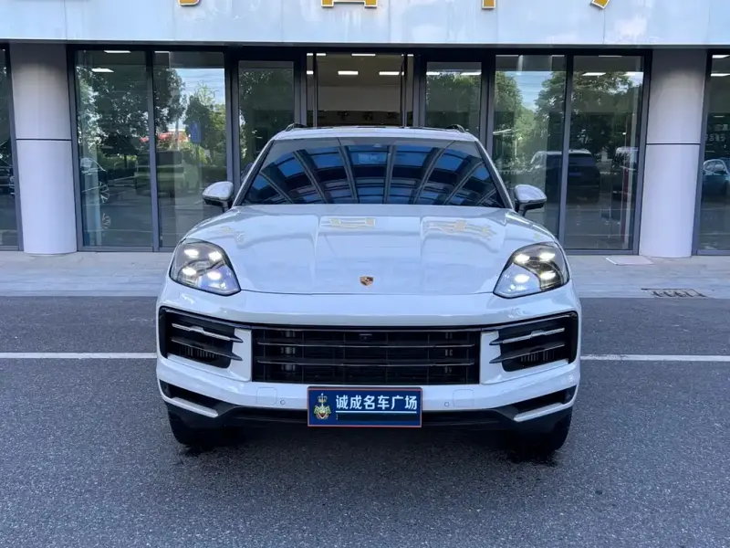 Porsche Cayenne, 2024