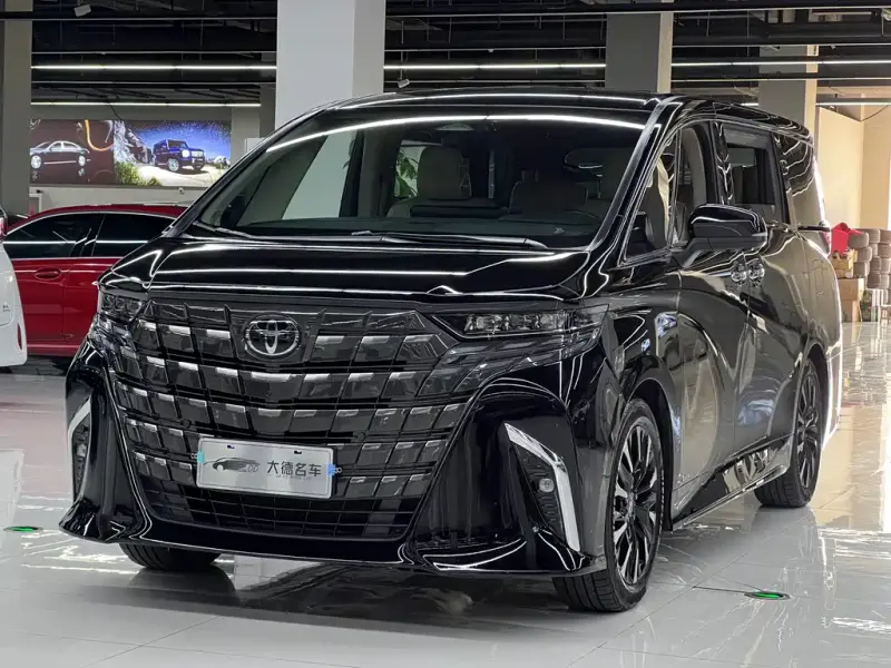 Toyota Alphard, 2023
