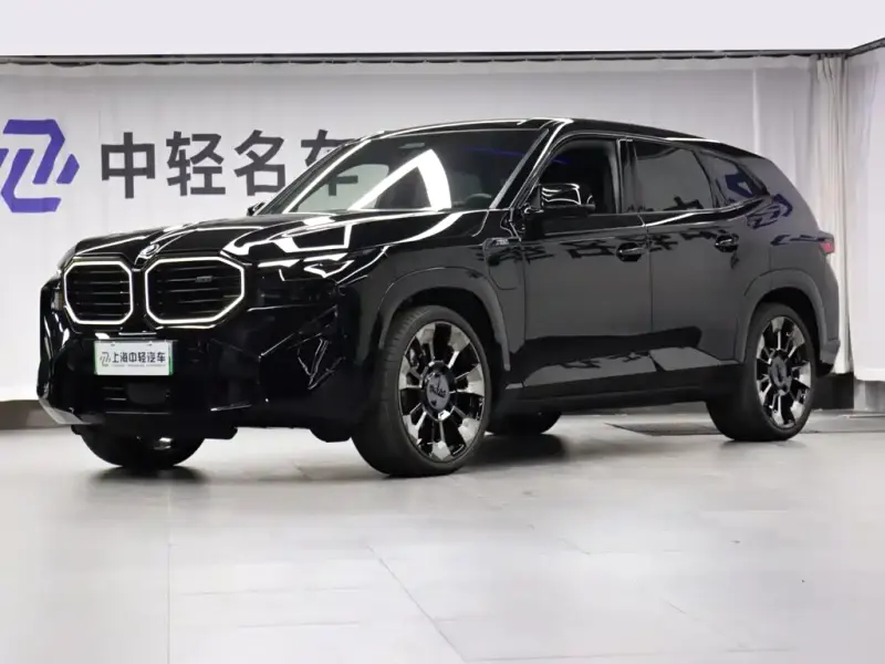 BMW XM, 2024