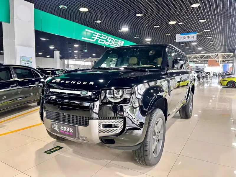 Land Rover Defender, 2025