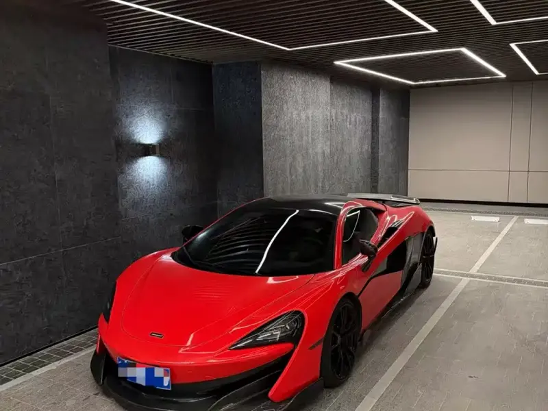 McLaren 570, 2018