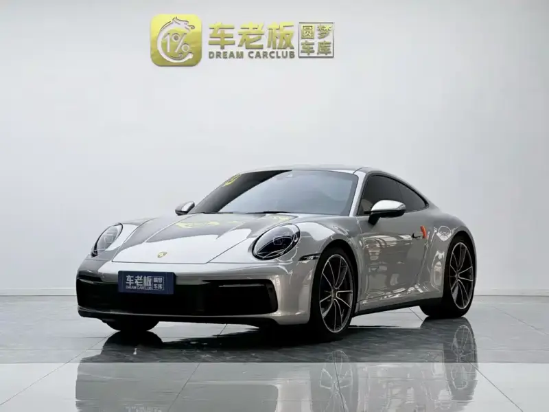 Porsche 911, 2024