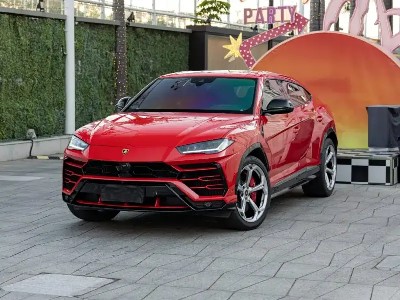 Lamborghini Urus, 2019