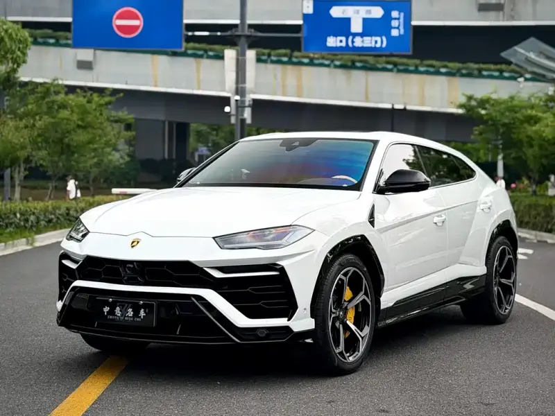 Lamborghini Urus, 2022