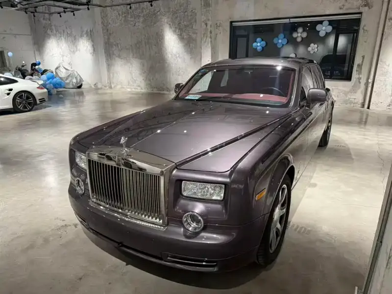 Rolls-Royce Phantom, 2012