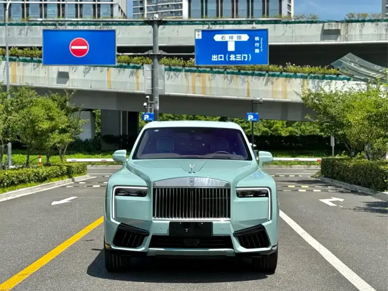 Rolls-Royce Cullinan, 2025