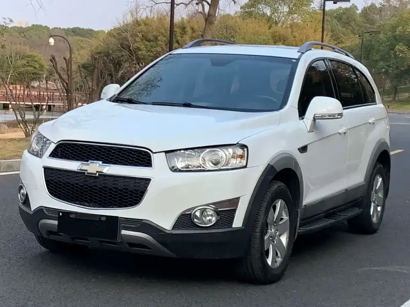 Chevrolet Captiva, 2014 — фото 1