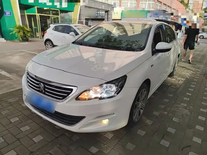 Peugeot 408, 2015