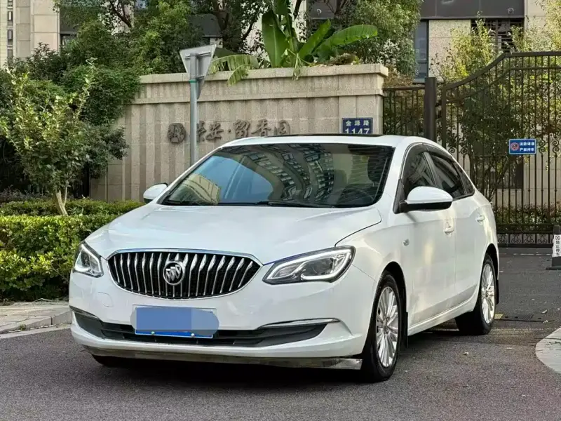 Buick Excelle, 2015