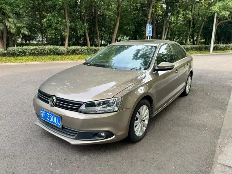 Volkswagen Sagitar, 2014