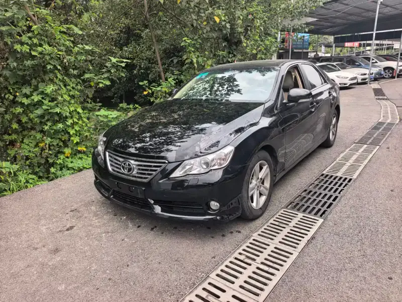 Toyota Reiz, 2011