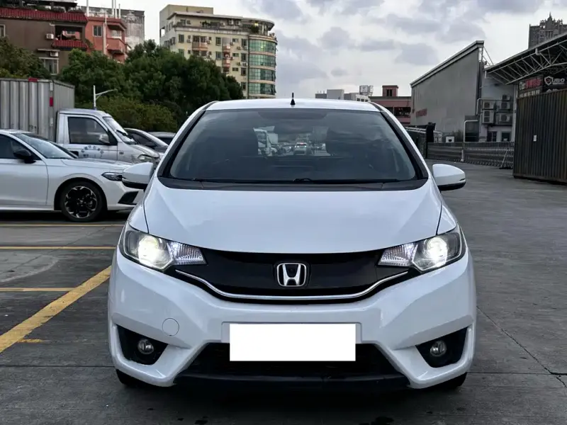 Honda Fit, 2015