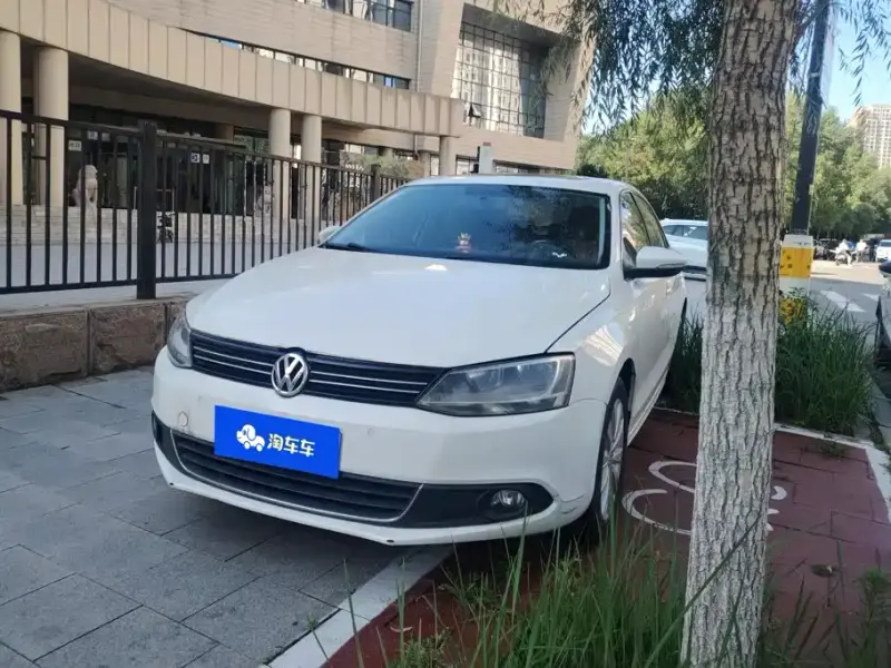Volkswagen Sagitar, 2014