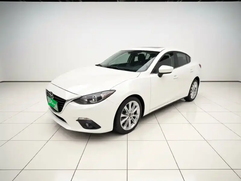 Mazda 3 Axela, 2015