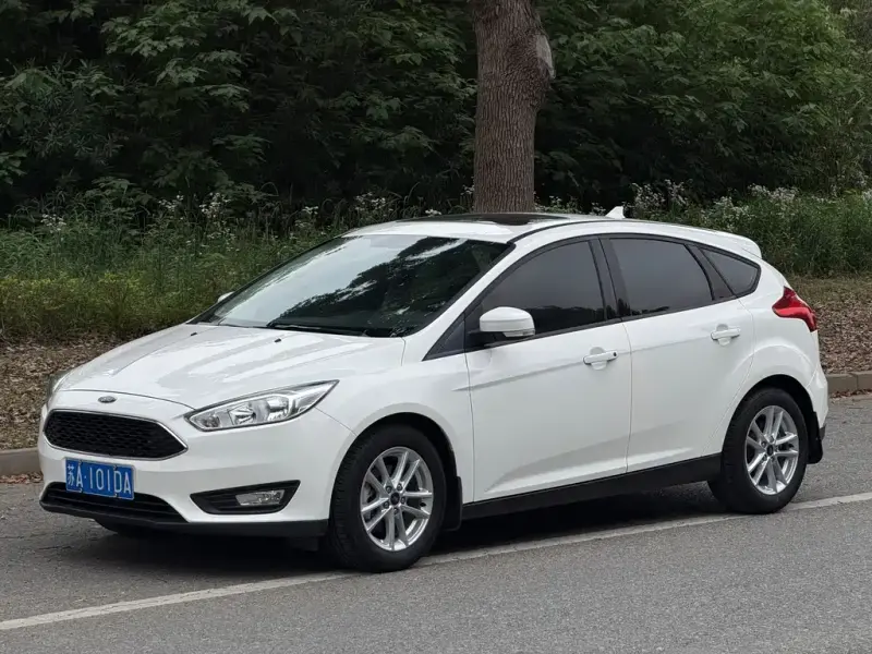 Ford Focus, 2019 — фото 1