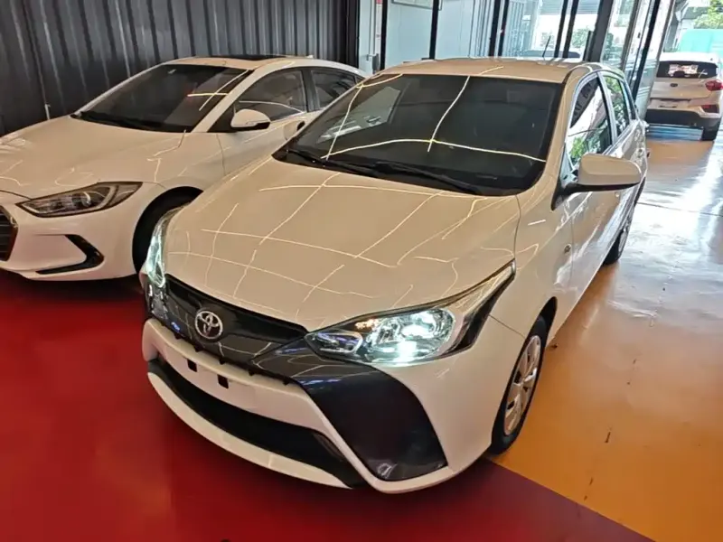Toyota Yaris L, 2021