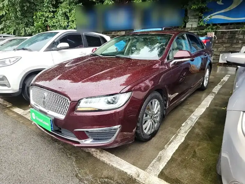 Lincoln MKZ, 2017