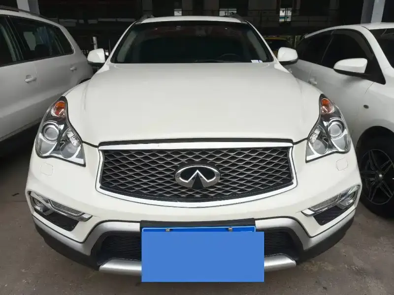Infiniti QX50, 2016
