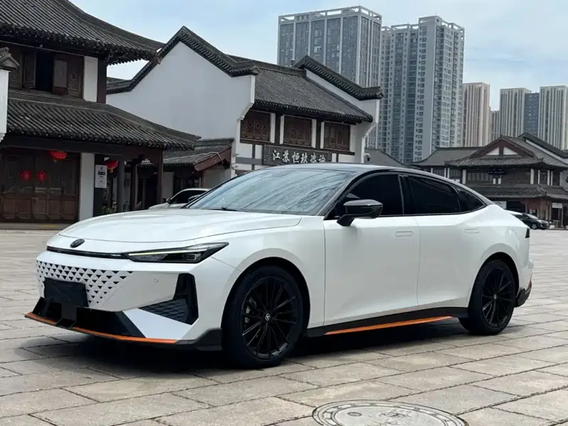 Changan UNI-V, 2024