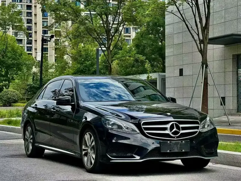 Mercedes-Benz E-Class, 2015 — фото 1