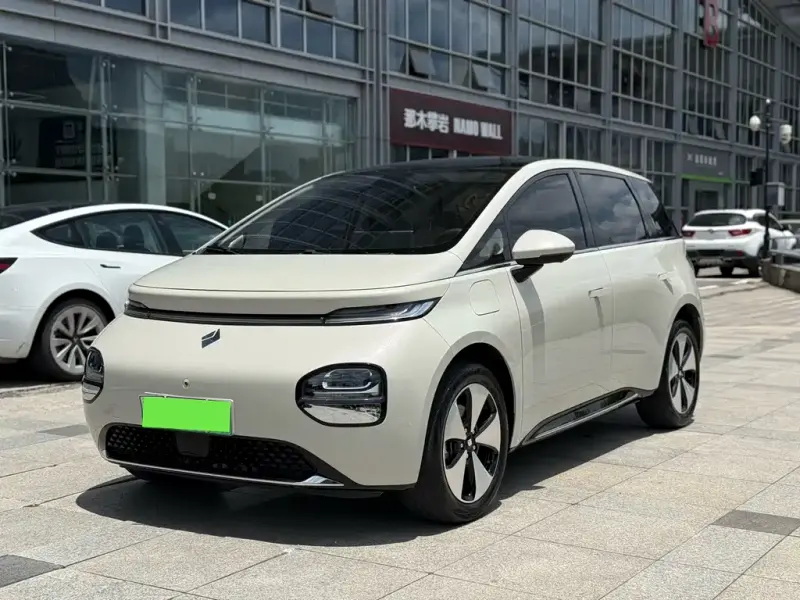 Baojun Yunduo, 2023