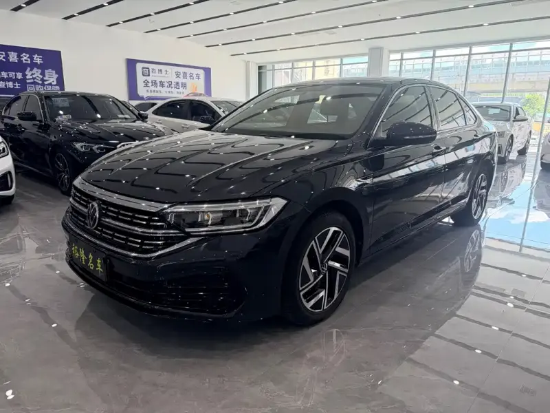 Volkswagen Sagitar, 2022