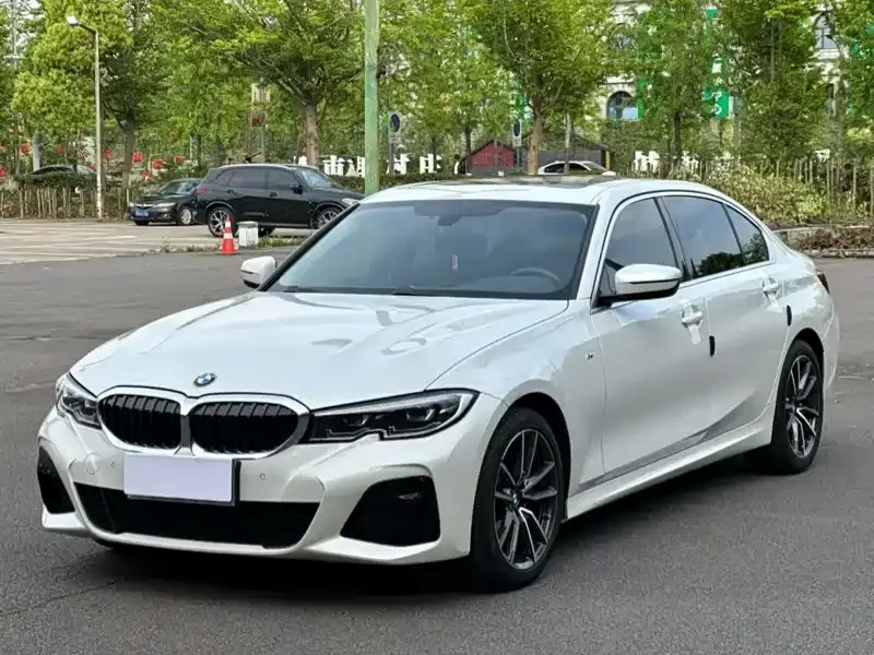 BMW 3 Series, 2021