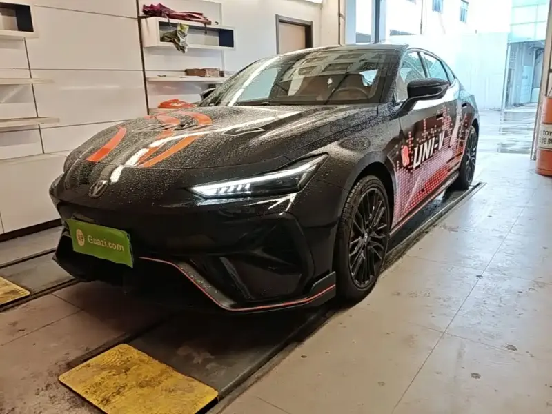 Changan UNI-V, 2025