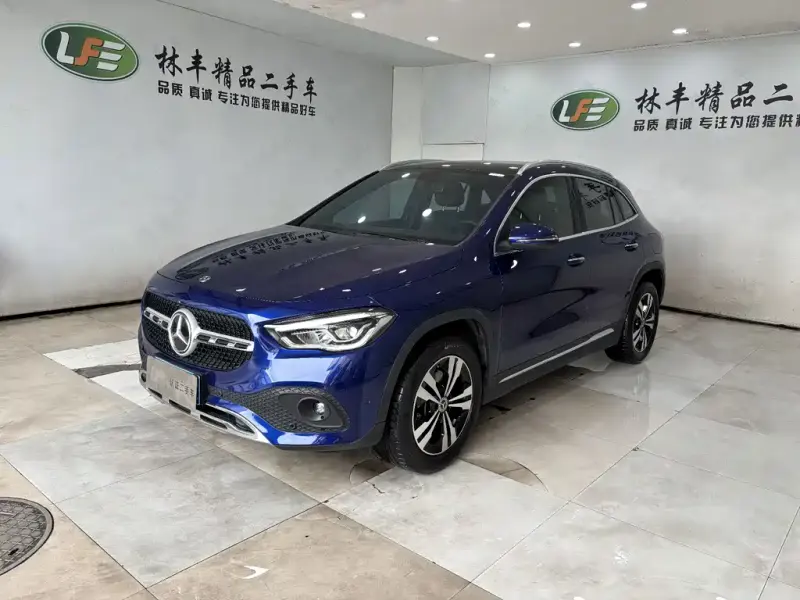 Mercedes-Benz GLA, 2021 — фото 1