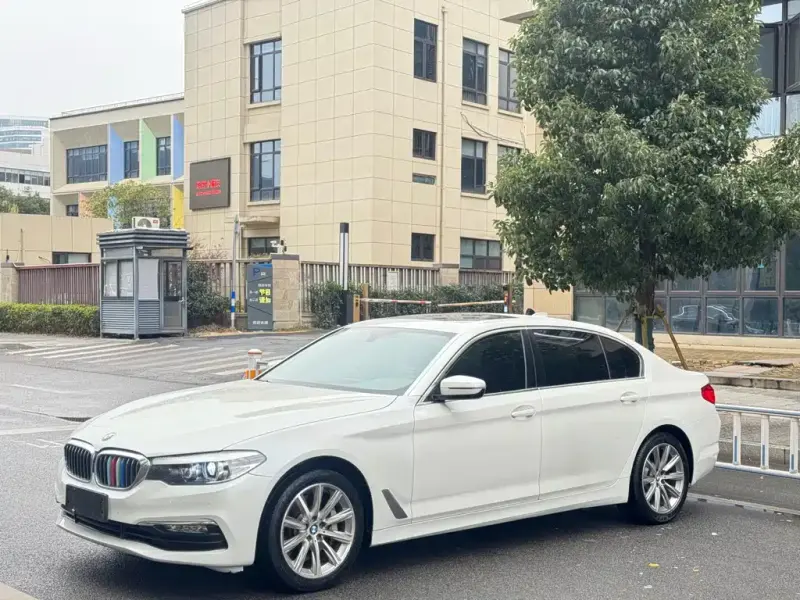 BMW 5 Series, 2017