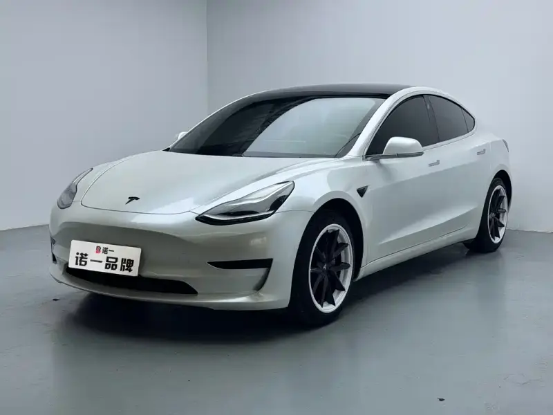 Tesla Model 3, 2020