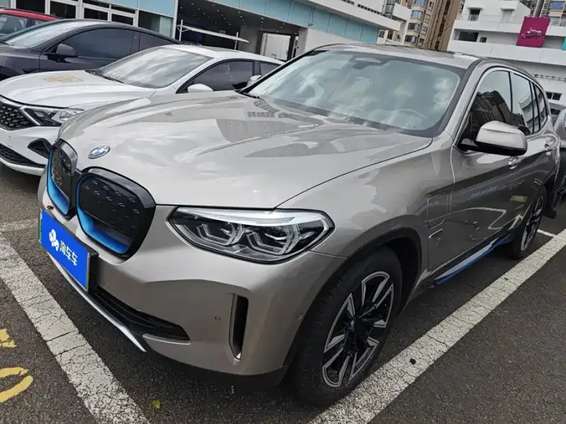 BMW iX3, 2021