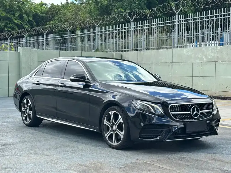 Mercedes-Benz E-Class, 2016 — фото 1
