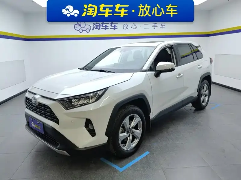 Toyota RAV4, 2022 — фото 1