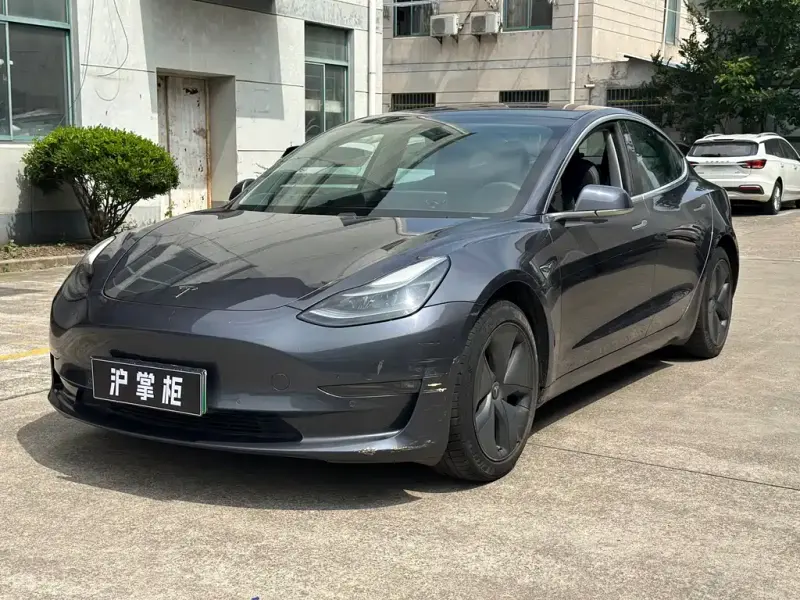 Tesla Model 3, 2020