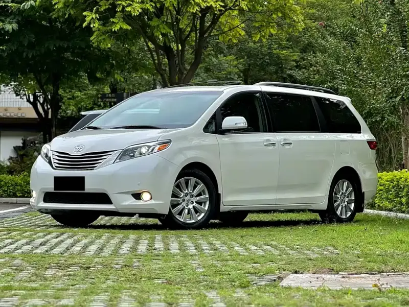 Toyota Sienna, 2017