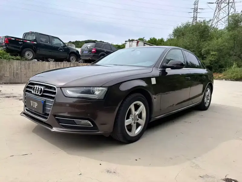 Audi A4L, 2015 — фото 1