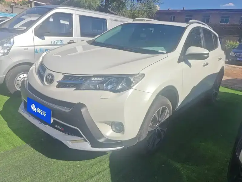 Toyota RAV4, 2016 — фото 1