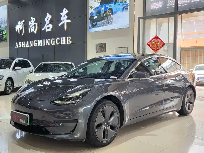 Tesla Model 3, 2020