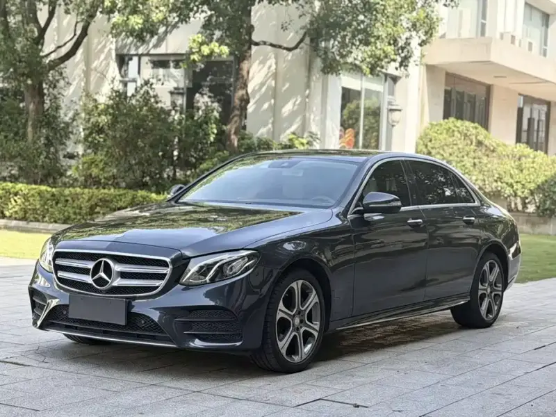 Mercedes-Benz E-Class, 2017 — фото 1